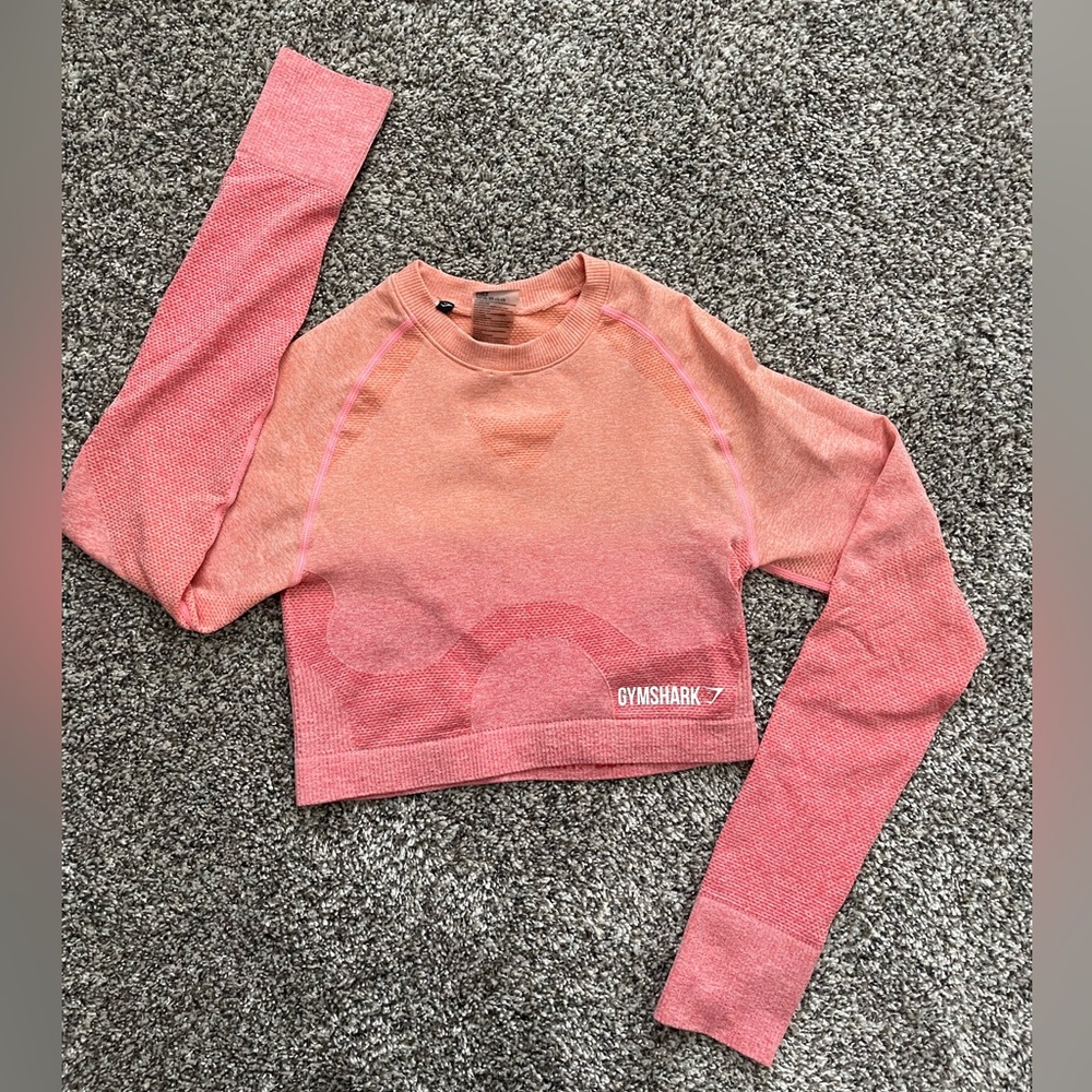 GYMSHARK OMBRÉ LONG SLEEVE CROP TOP